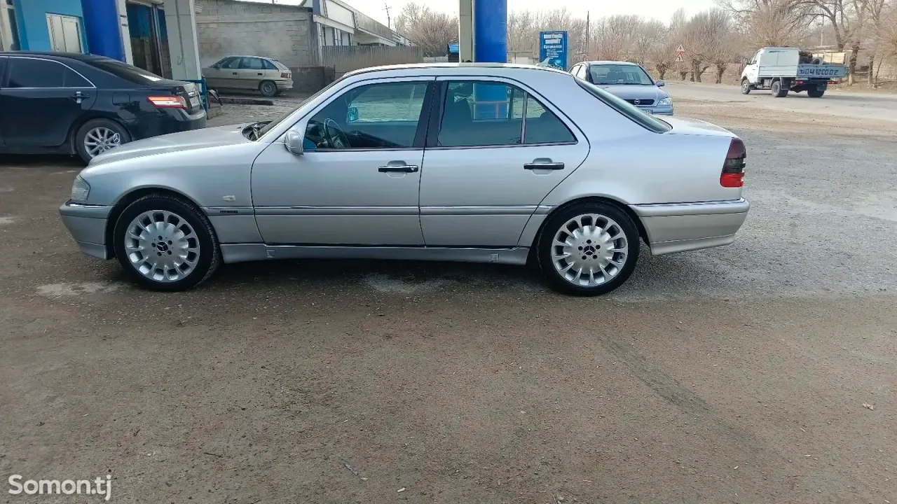 Mercedes-Benz C class 1999 · 1.8 AT