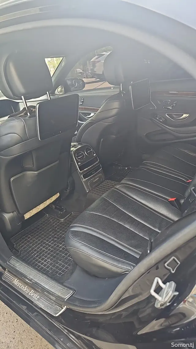 Mercedes-Benz S class 2016 · 3.5 AT