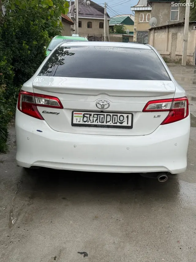 Toyota Camry 2012 · 2.5 AT