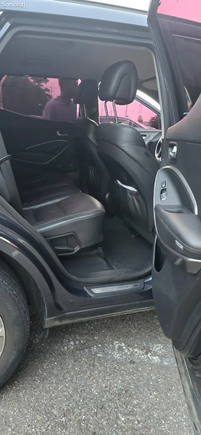 Hyundai Santa Fe 2016 · 2.2 AT