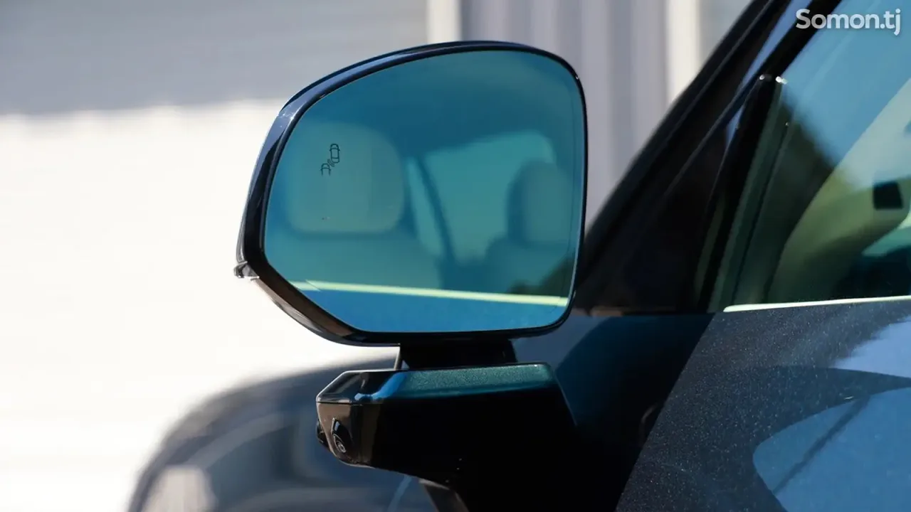 Lynk & Co Другая модель 2026 · AT