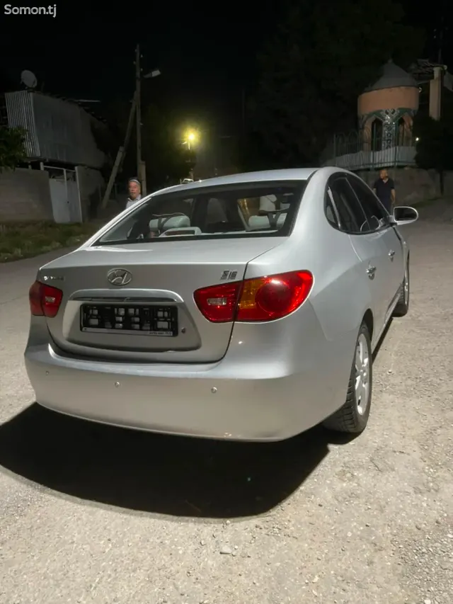 Hyundai Avante 2007 · 1.6 AT