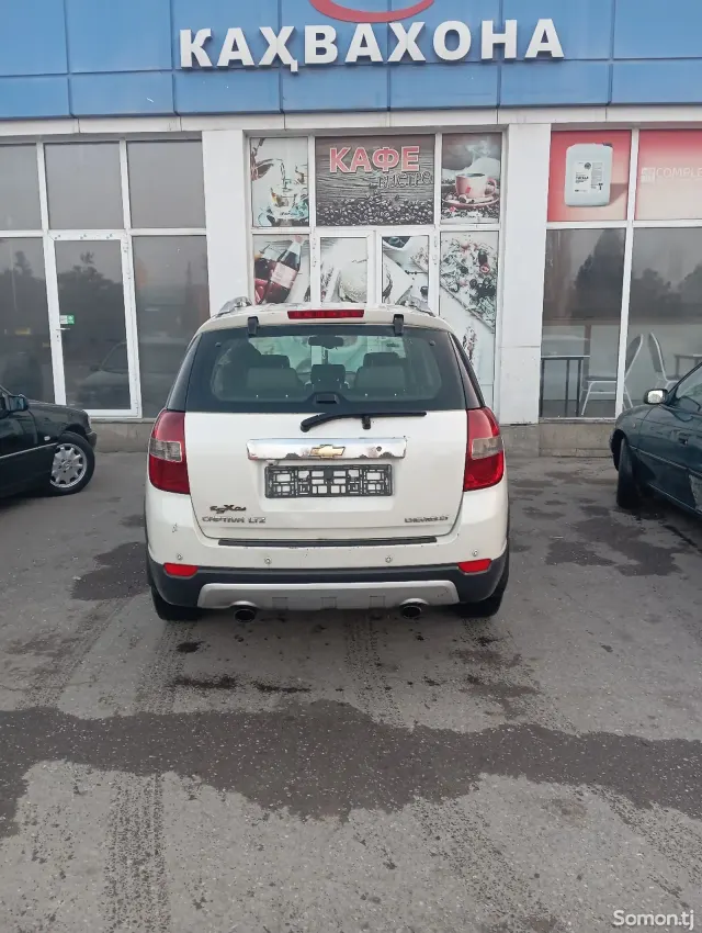 Chevrolet Captiva 2008 · 2.2 AT