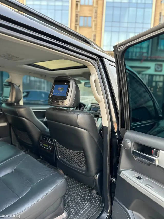 Toyota Land Cruiser 2015 · 4.5 AT