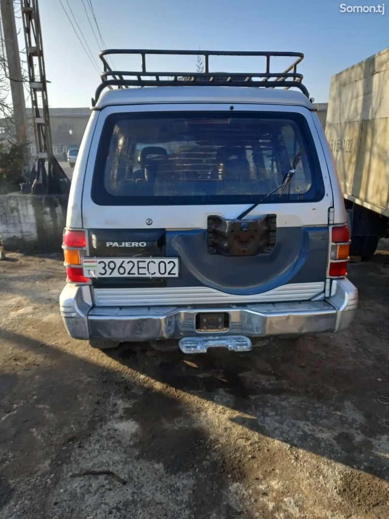 Mitsubishi Pajero 1991 · 2.2 AT