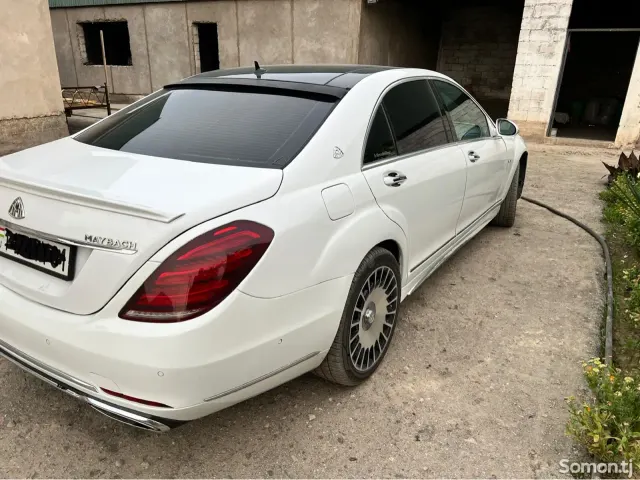 Mercedes-Benz S class 2008 · 3.2 AT