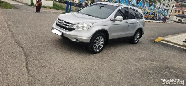 Honda CR-V 2011 · 2.4 AT