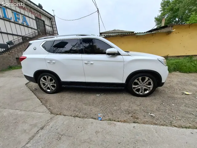 Ssang Yong Rexton 2018 · 2.2 AT