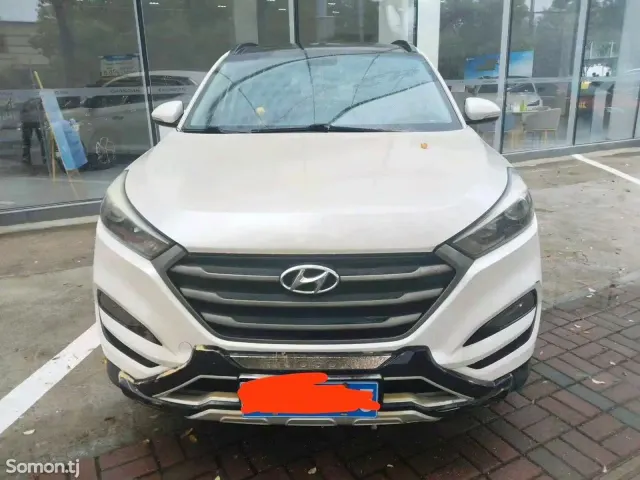 Hyundai Tucson 2016 · 1.6 AT