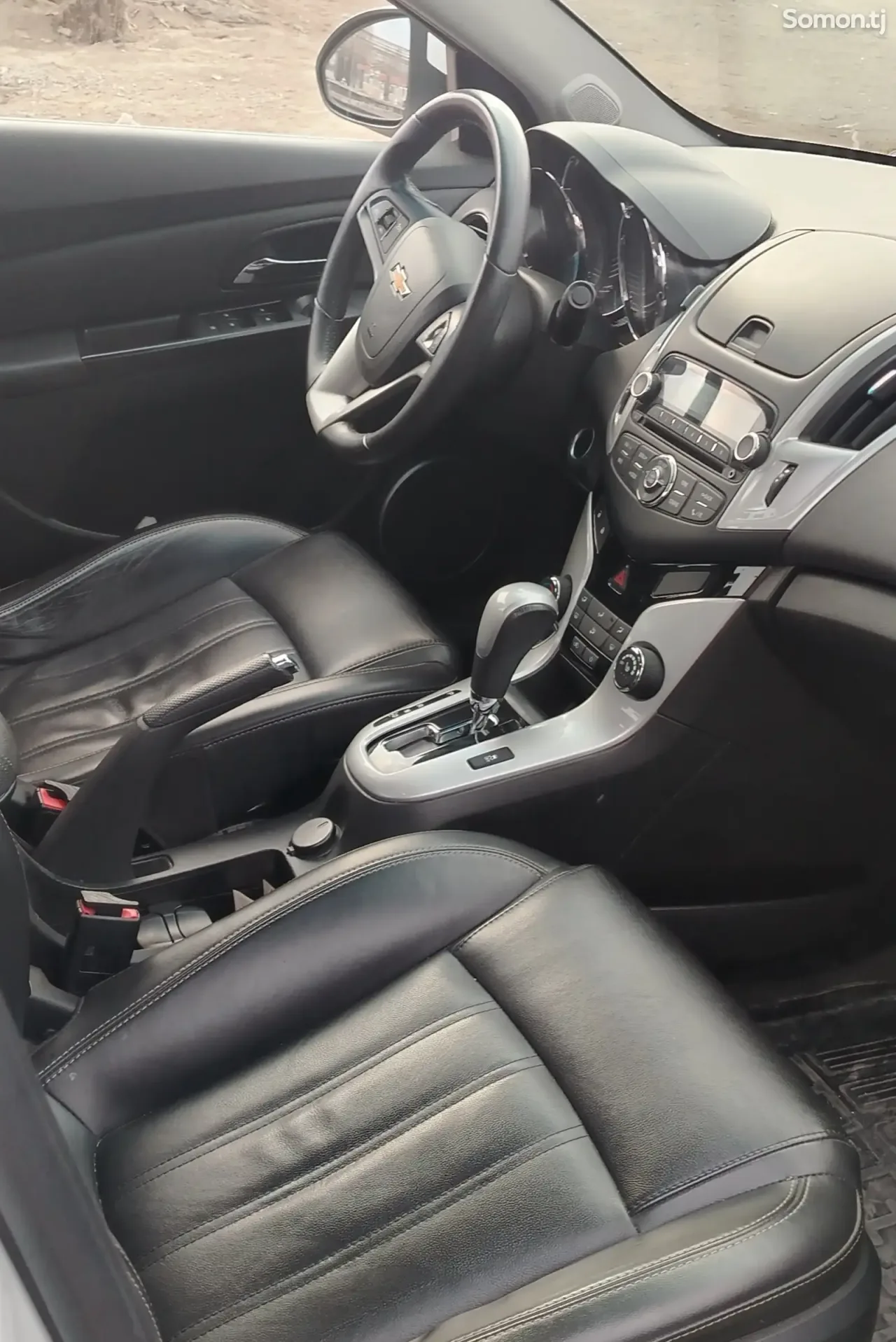 Chevrolet Cruze 2014 · 1.4 AT