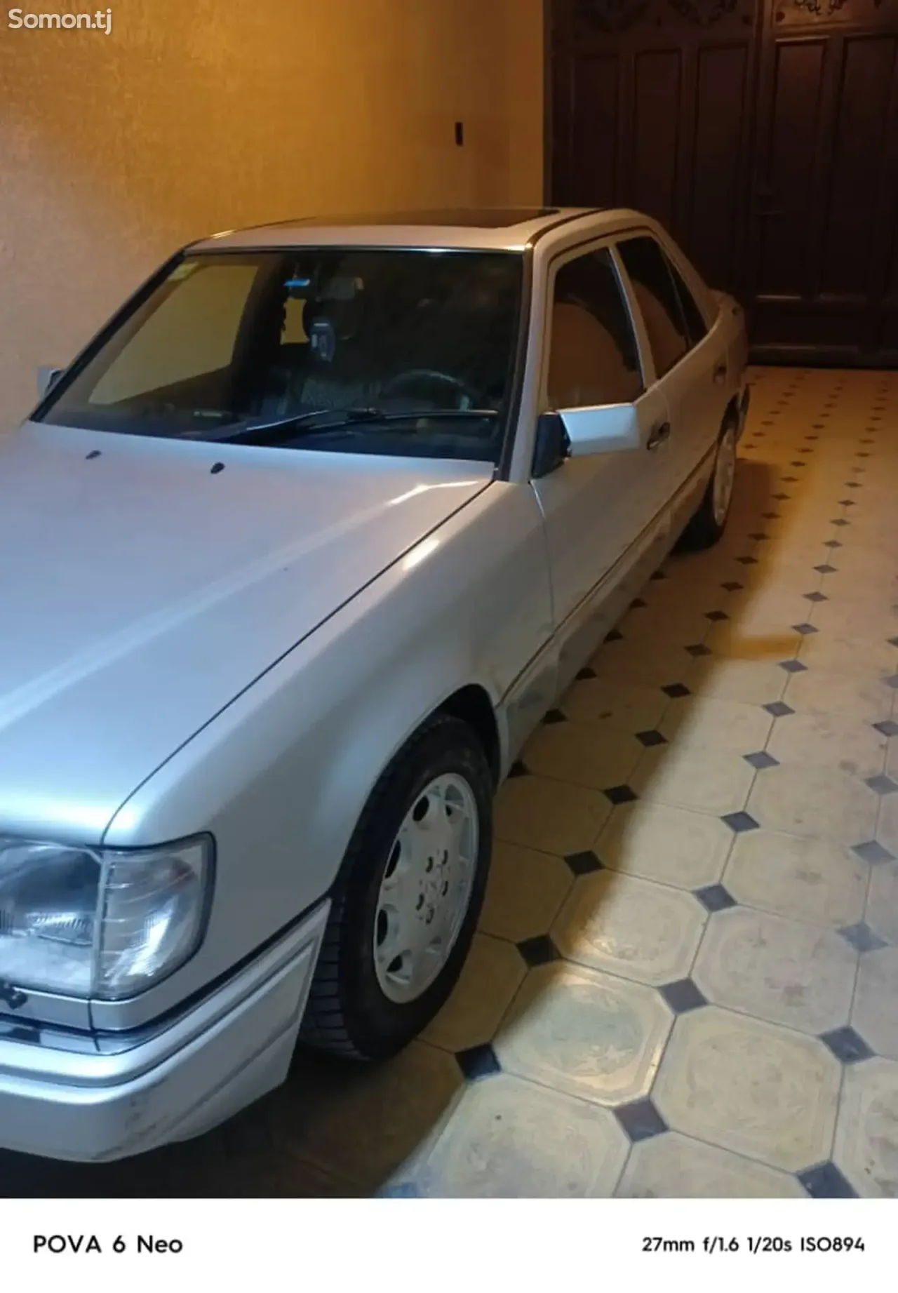 Mercedes-Benz W124 1995 · 2.0 MT