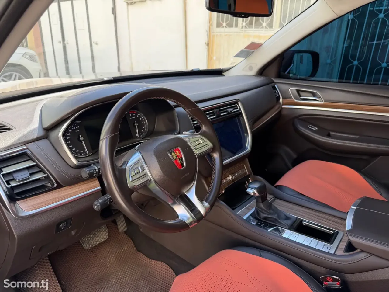 Roewe RX8 2018 · 2.0 AT