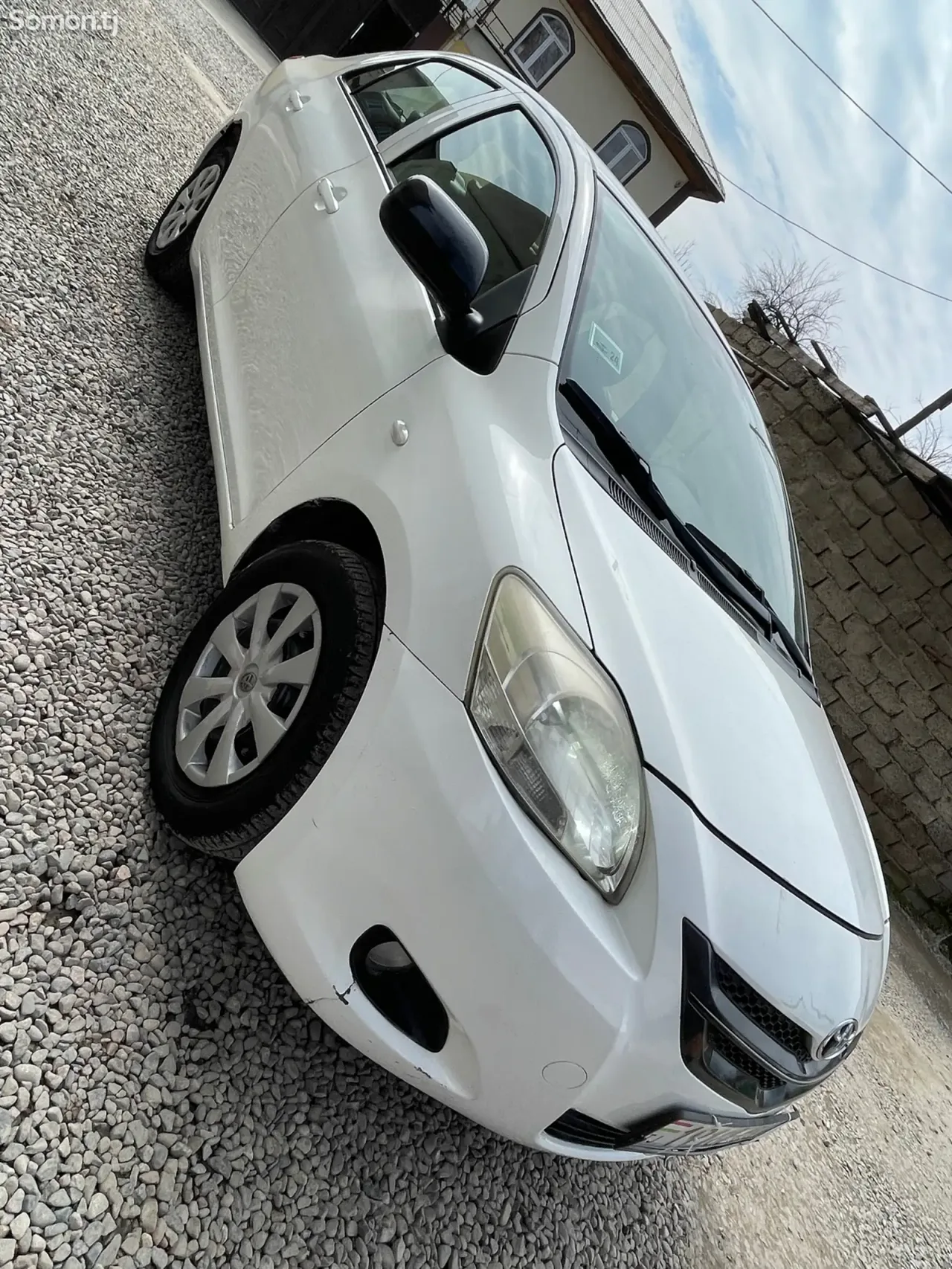 Toyota Yaris 2008 · 1.5 AT