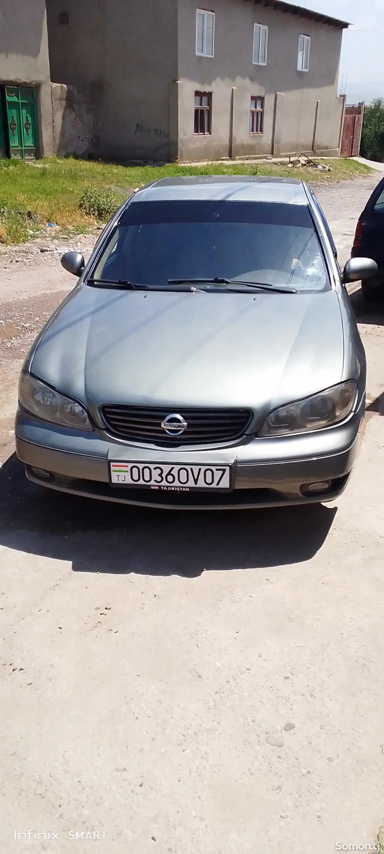 Nissan Maxima 2001 · 3.0 MT