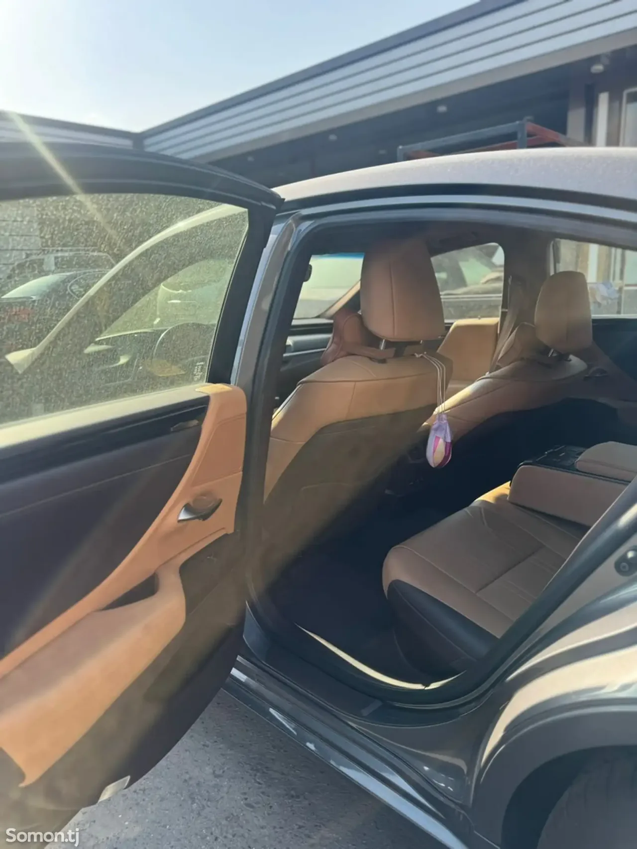 Lexus ES series 2021 · 3.0 AT