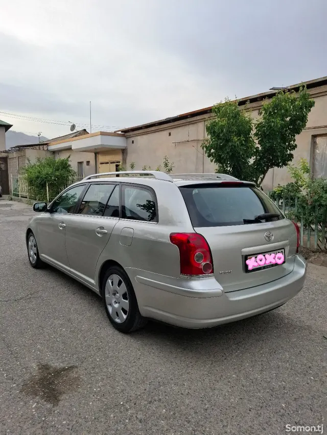 Toyota Avensis 2006 · 2.0 AT