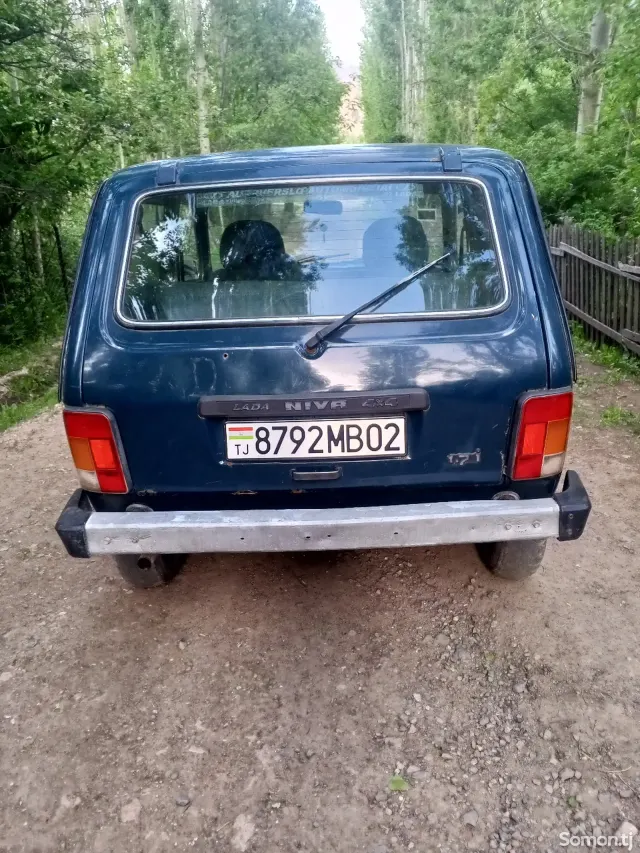 Lada (ВАЗ) Нива 2003 · 0.6 MT