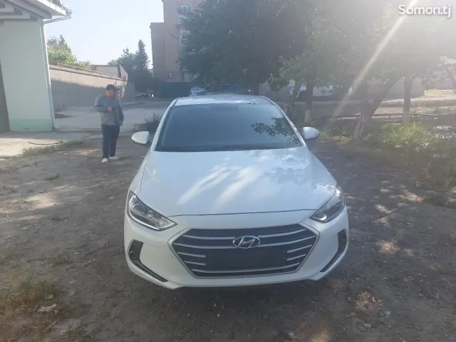 Hyundai Avante 2017 · 1.6 AT