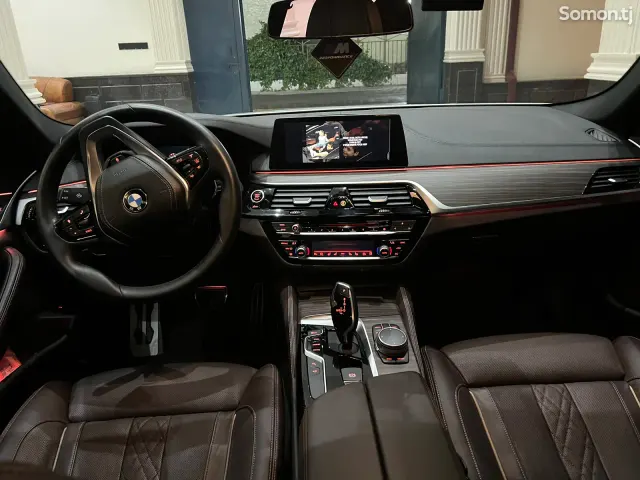 BMW 5 series 2017 · 2.0 AT