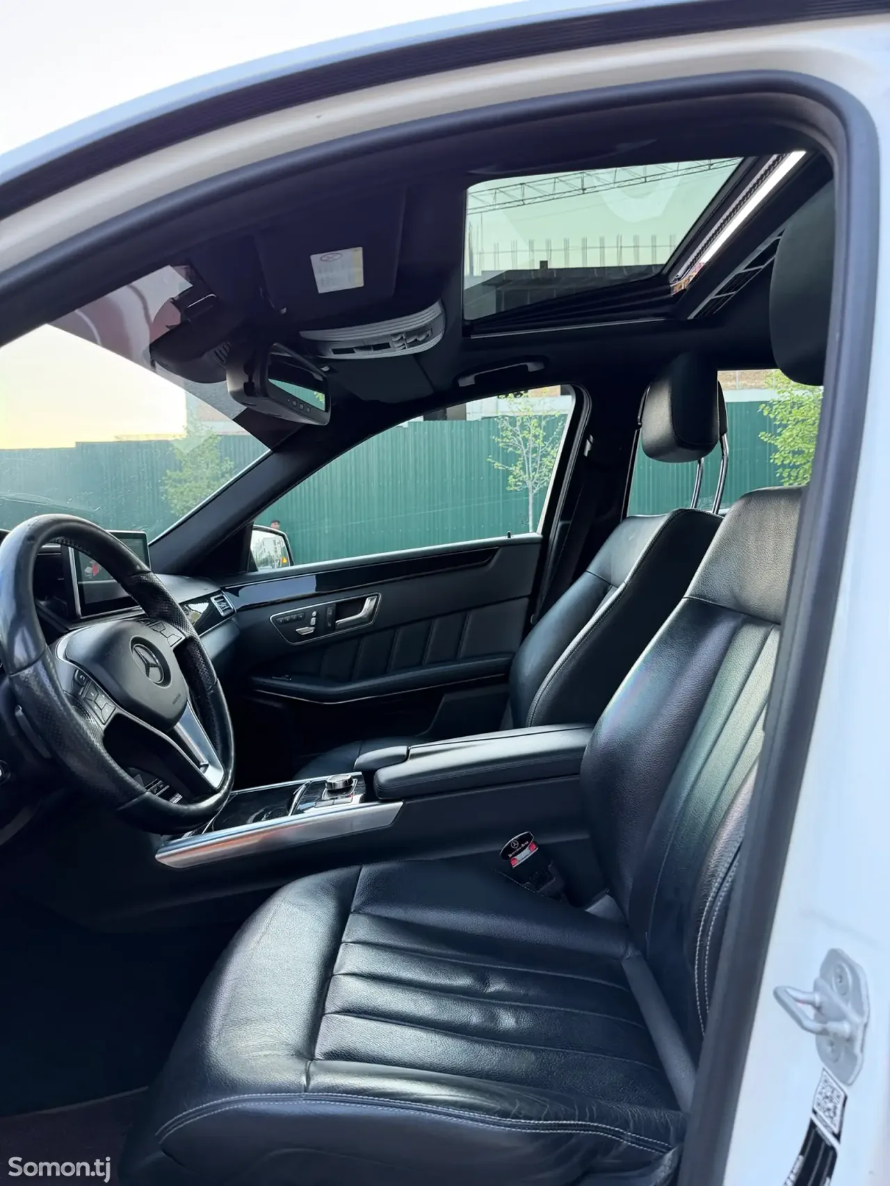 Mercedes-Benz E class 2015 · 2.2 AT