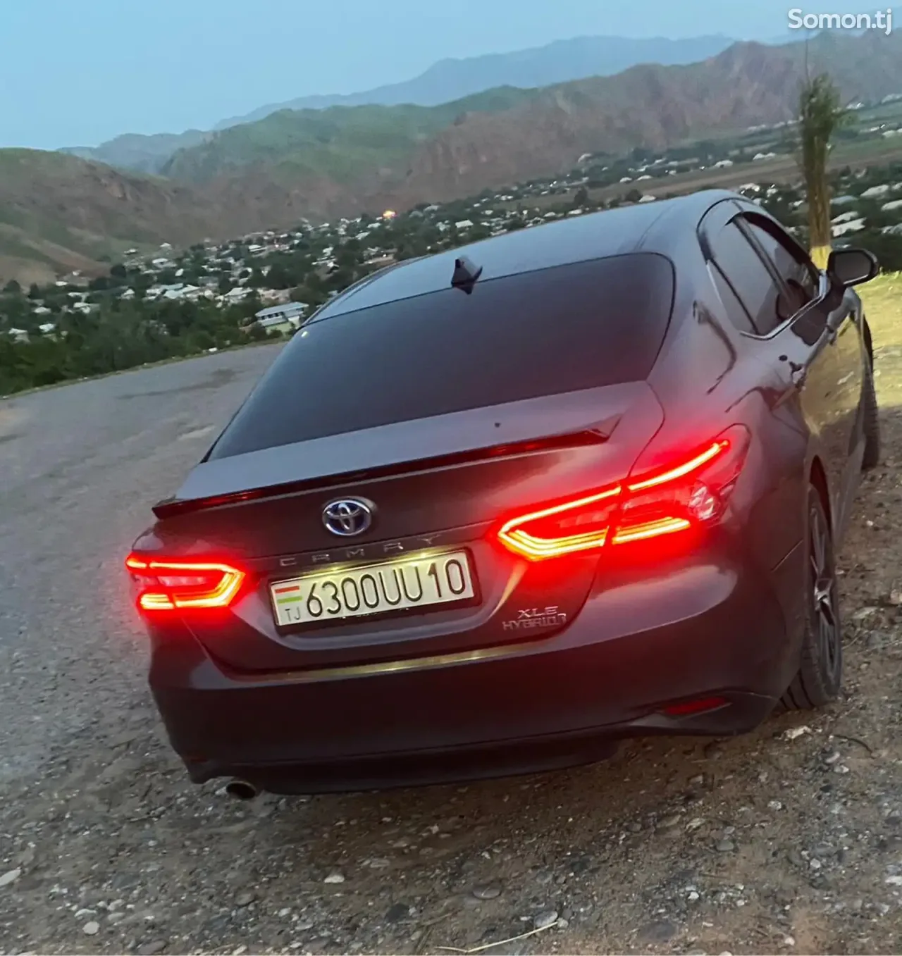 Toyota Camry 2018 · 2.5 AT