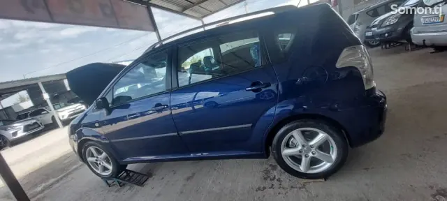 Toyota Corolla Verso 2006 · 1.8 MT