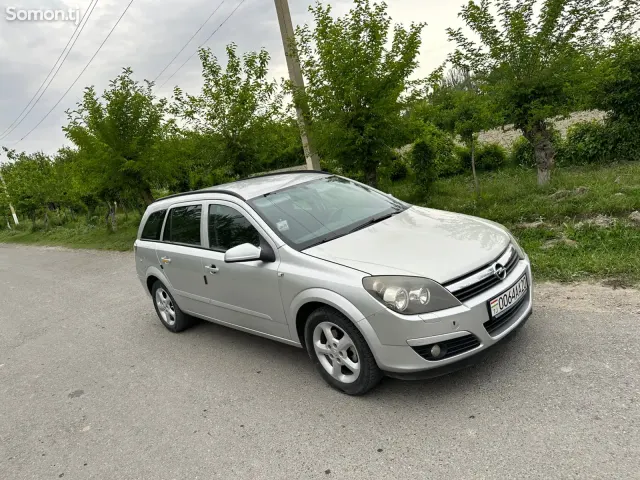 Opel Astra H 2006 · 1.8 MT