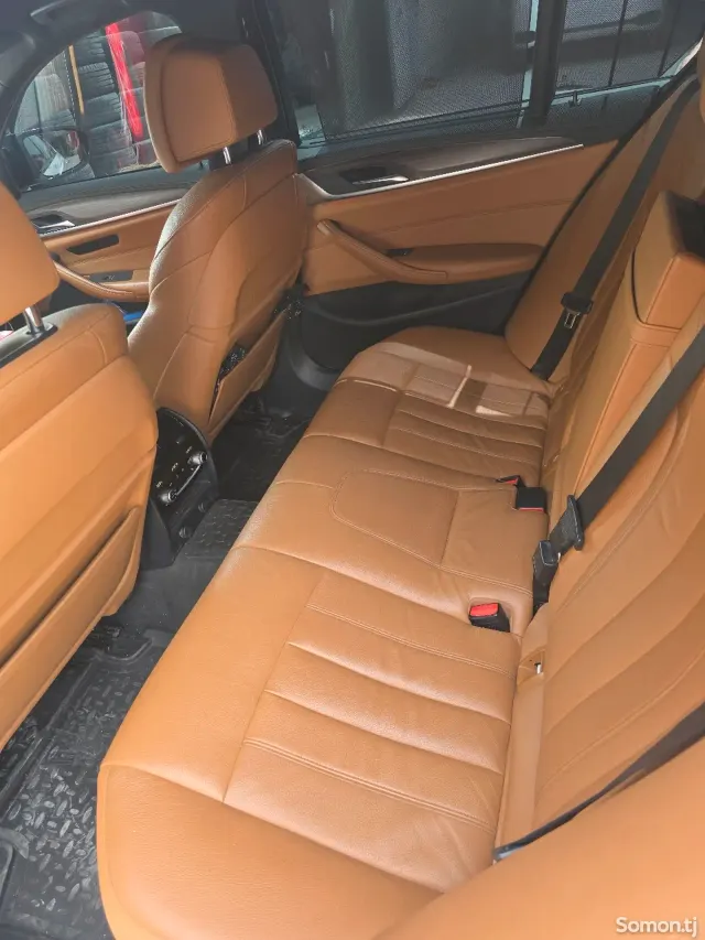 BMW 5 series 2017 · 2.0 AT