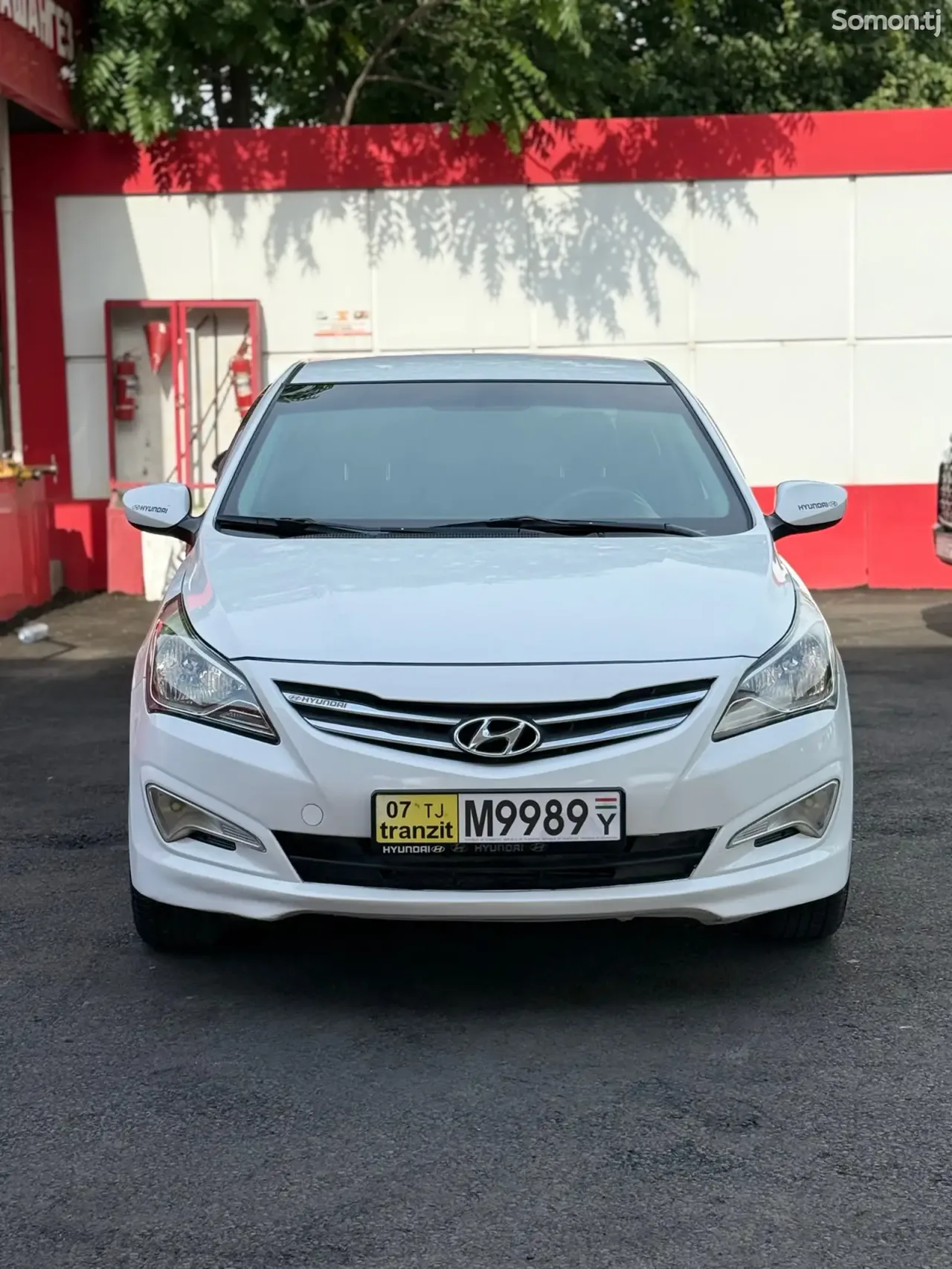 Hyundai Solaris 2015 · 1.6 MT