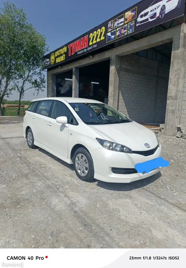 Toyota Wish 2011 · 1.8 AT