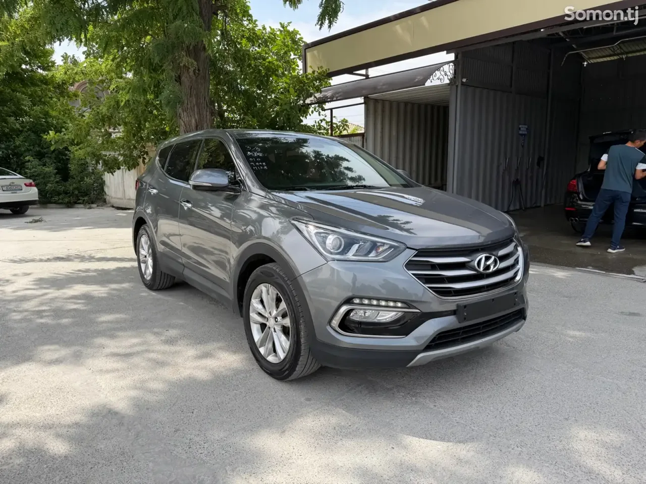 Hyundai Santa Fe 2016 · 2.0 AT