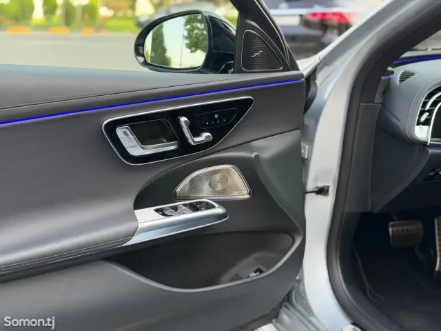 Mercedes-Benz E class 2025 · 2.0 AT