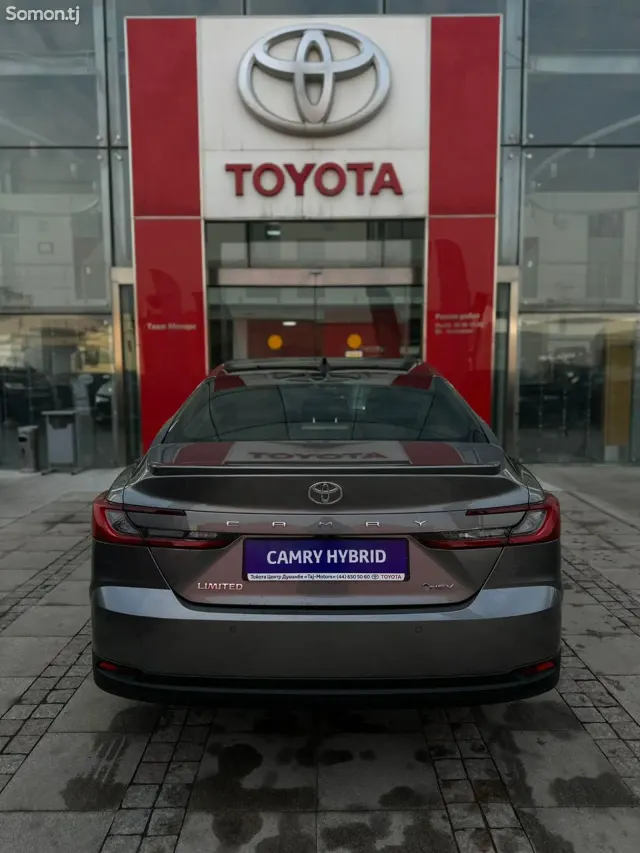 Toyota Camry 2025 · 2.5 CVT