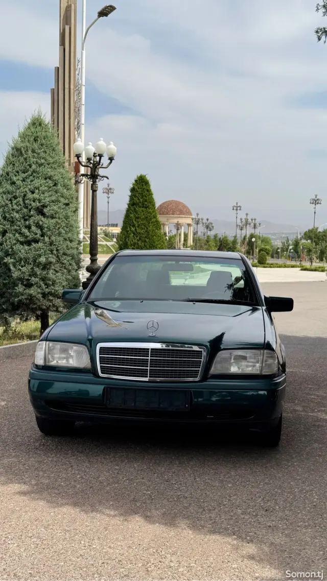 Mercedes-Benz C class 1994 · 1.8 MT