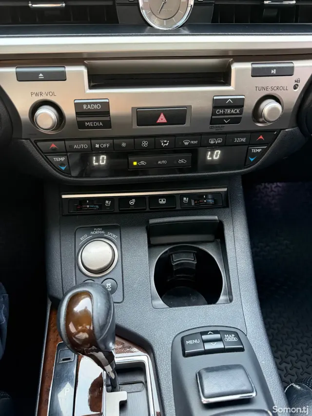 Lexus ES series 2014 · 3.0 AT