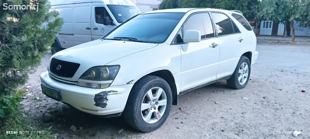 Lexus RX series 2000 · 2.8 AT