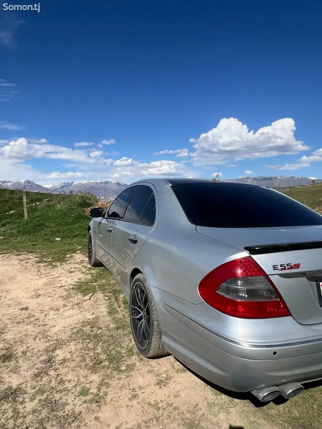 Mercedes-Benz E class 2008 · 5.5 AT