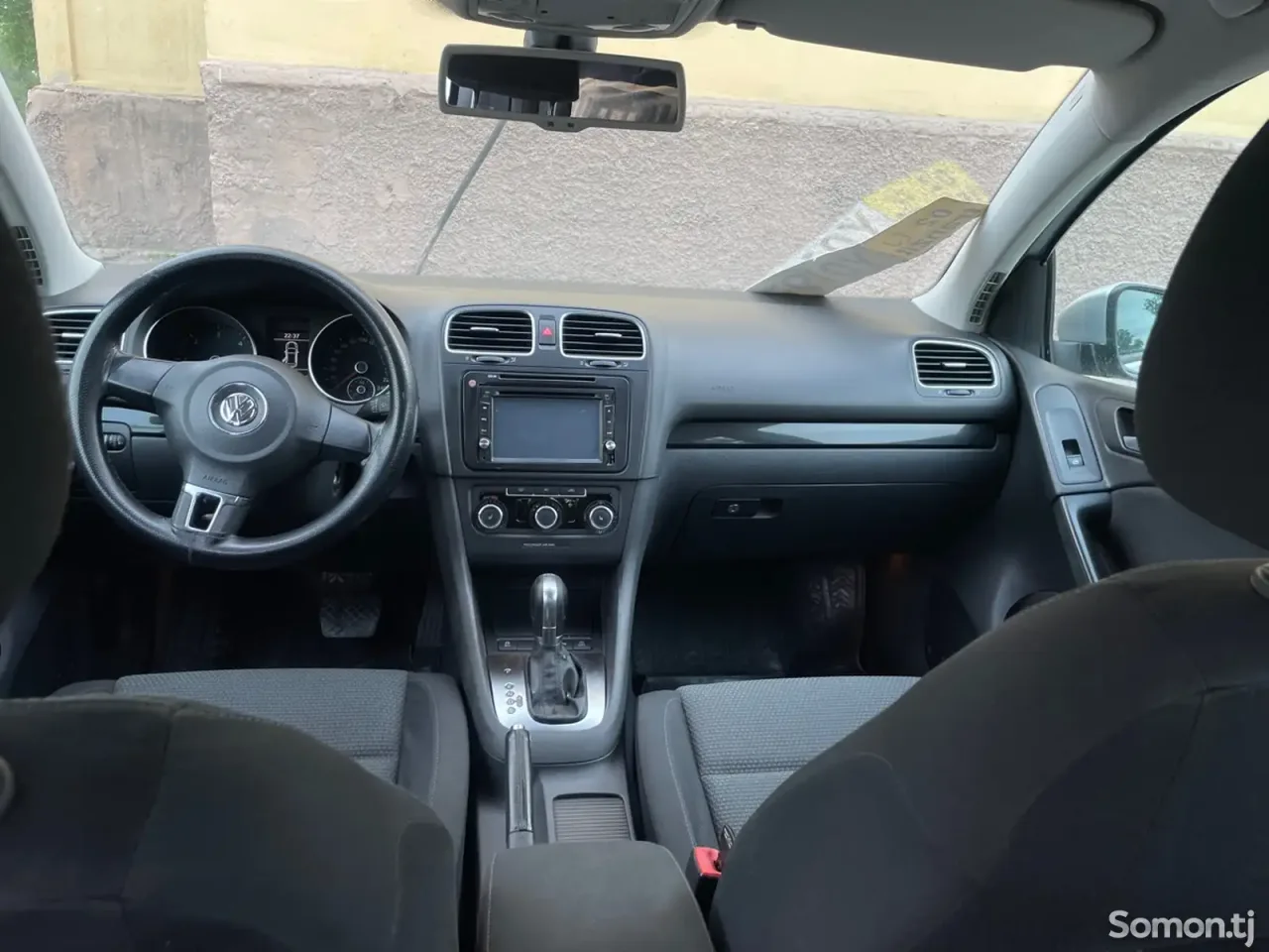 Volkswagen Golf 2011 · 1.6 AT