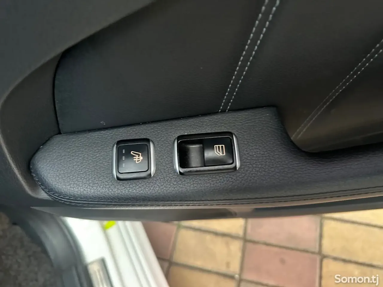 Mercedes-Benz E class 2015 · 2.2 AT
