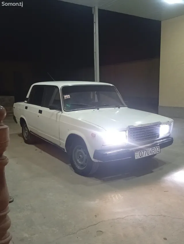 Lada (ВАЗ) 2107 2003 · 0.6 MT