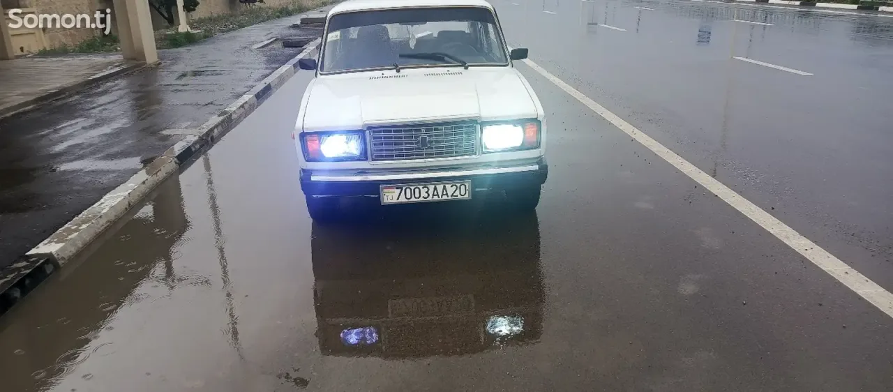 Lada (ВАЗ) 2107 2004 · 1.5 MT