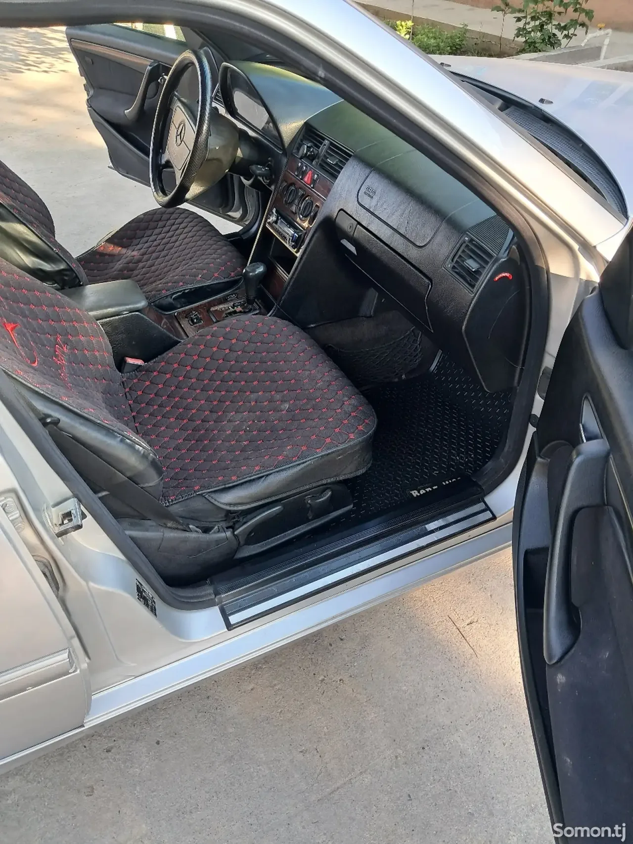 Mercedes-Benz C class 1999 · 2.0 AT