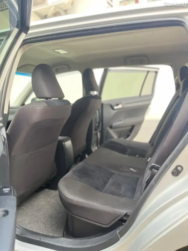 Toyota Fielder 2015 · 1.5 AT