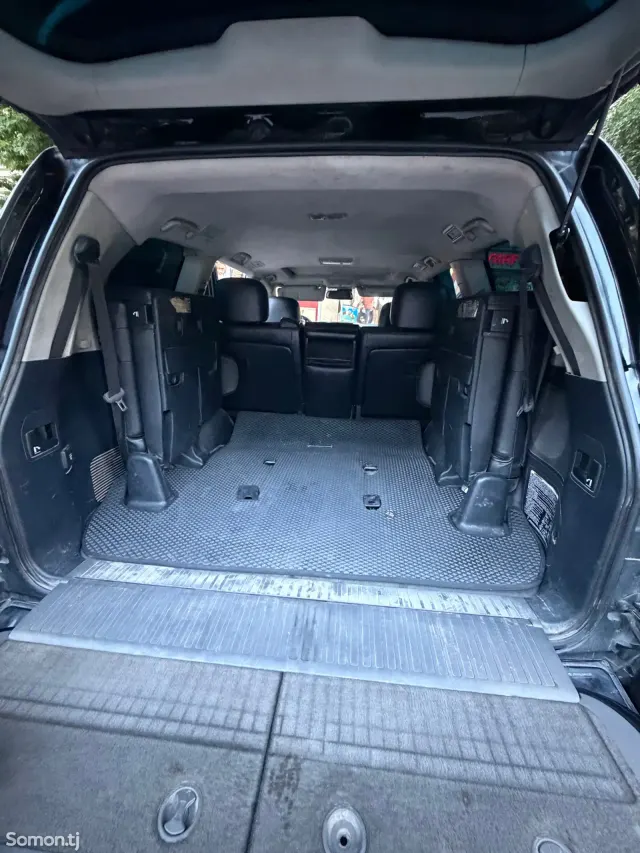 Toyota Land Cruiser 2014 · 4.7 AT