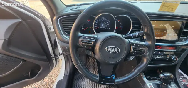Kia K5 2014 · 2.0 AT