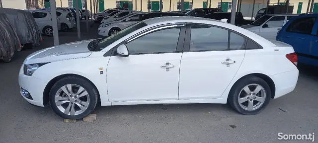 Chevrolet Cruze 2009 · 1.6 AT