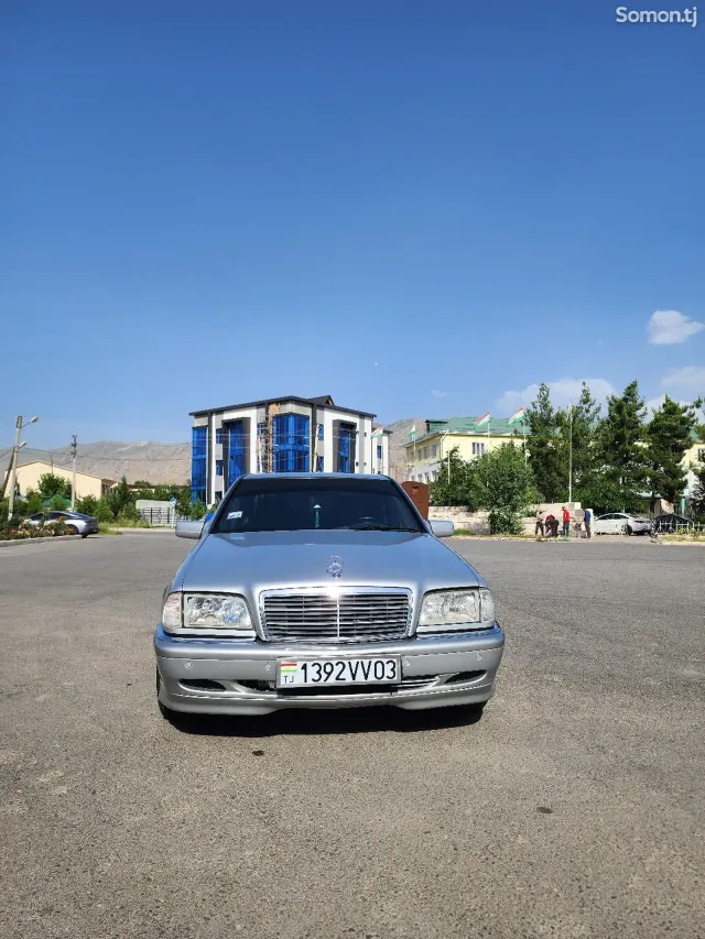 Mercedes-Benz C class 1999 · 2.0 AT