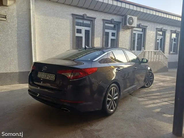 Kia K5 2010 · 2.0 AT