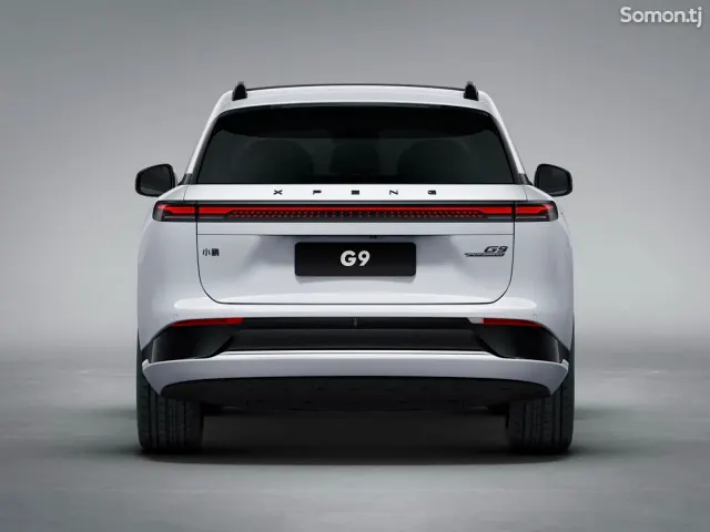 Xpeng G9 2025 · AT