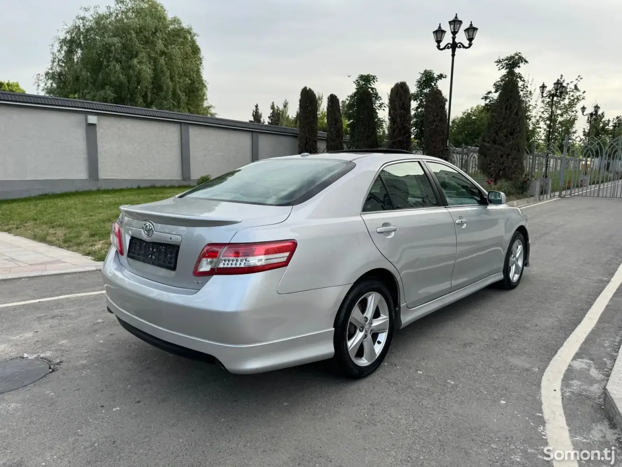 Toyota Camry 2010 · 3.5 AT